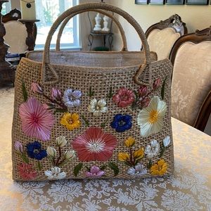 Extra large vintage straw tote with raffia flower detail